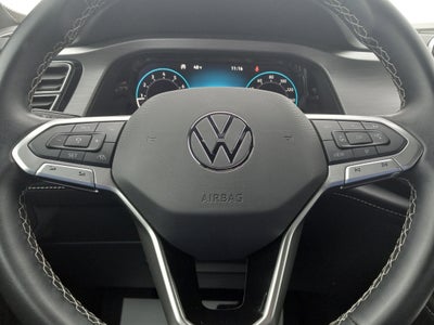 2025 Volkswagen Atlas Cross Sport 2.0T SE w/Technology