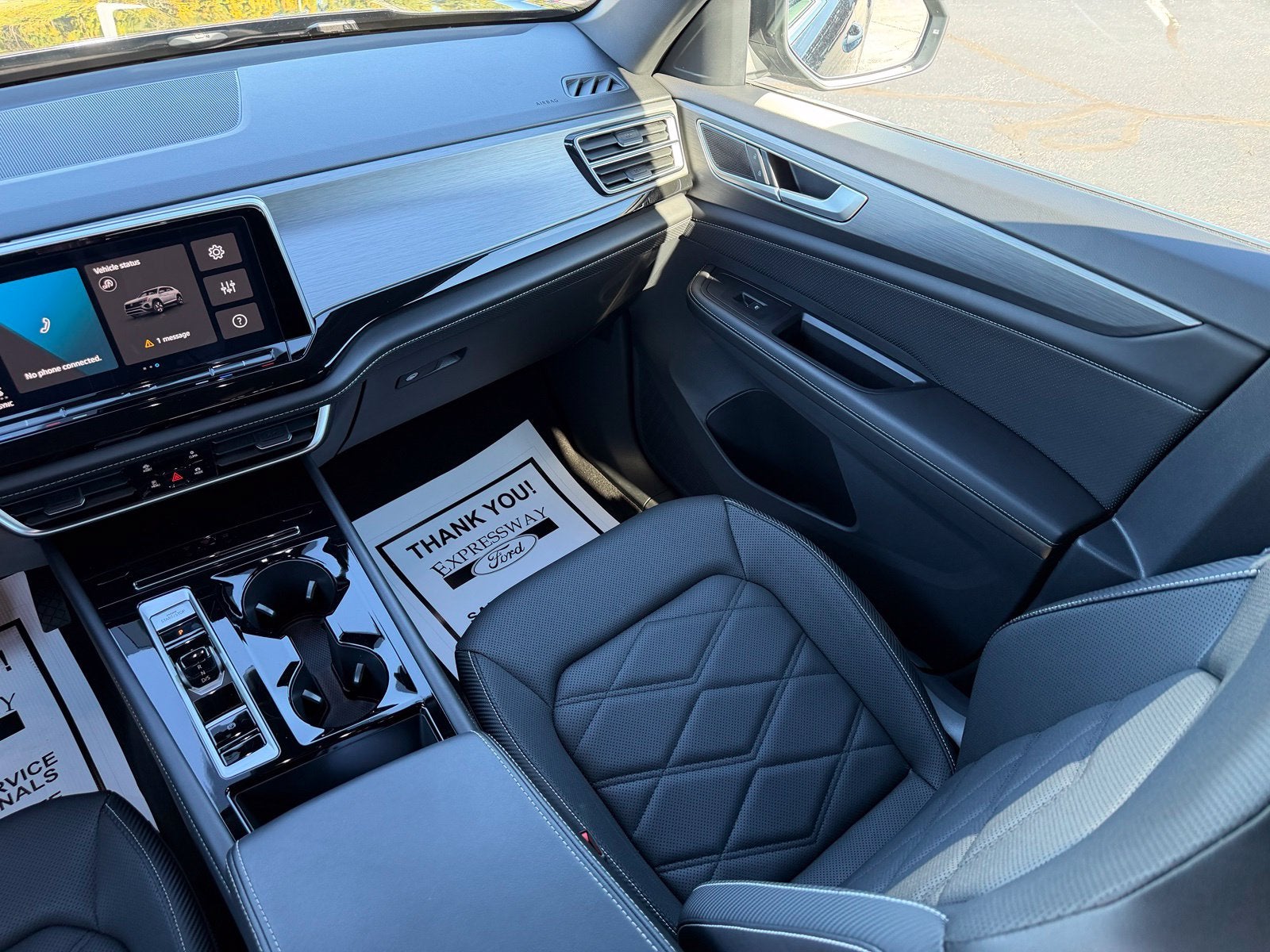 2025 Volkswagen Atlas Cross Sport 2.0T SE w/Technology