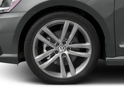 2018 Volkswagen Passat 2.0T R-Line
