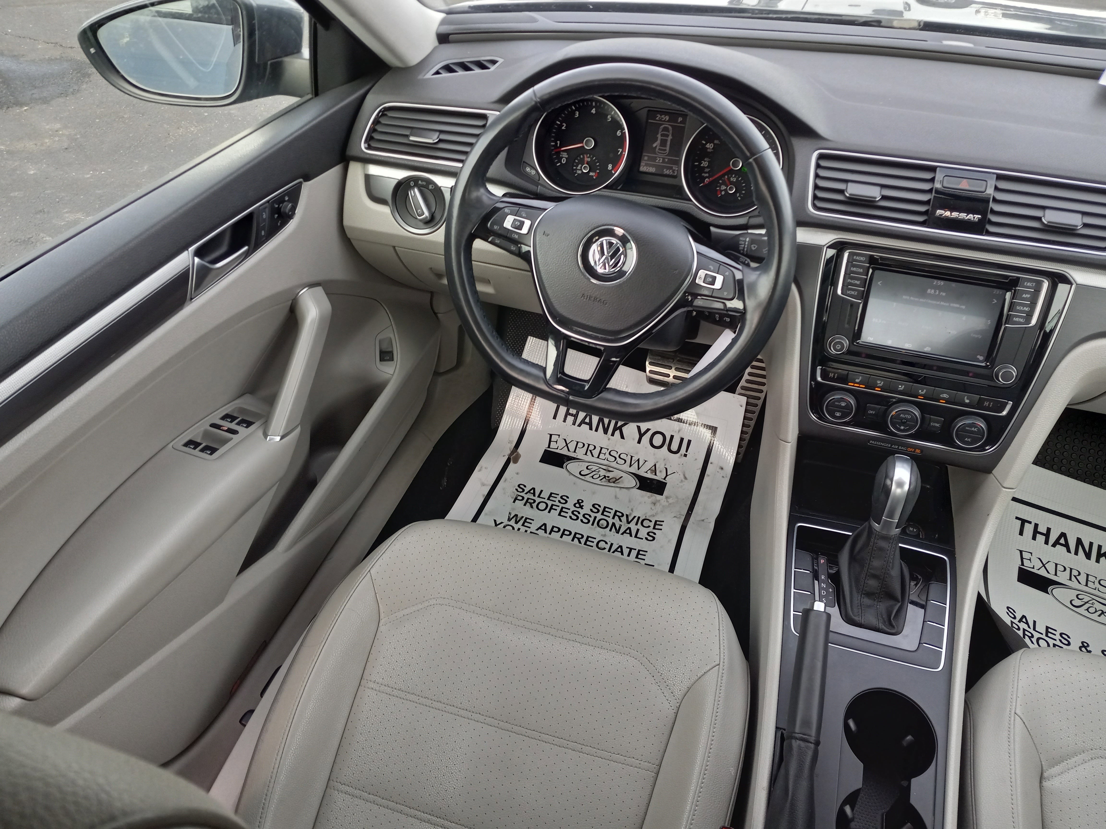 2018 Volkswagen Passat 2.0T R-Line