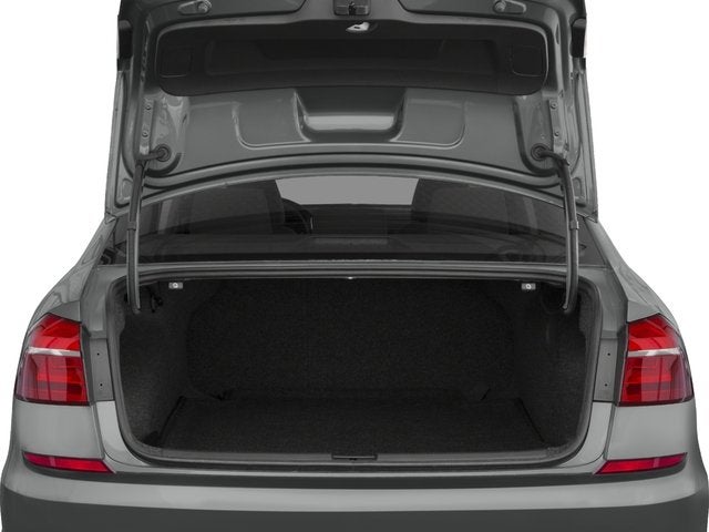 2018 Volkswagen Passat 2.0T R-Line