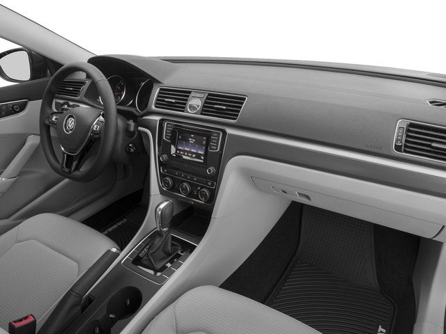 2018 Volkswagen Passat 2.0T R-Line