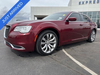 2018 Chrysler 300 Base