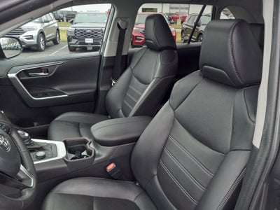 2019 Toyota RAV4 Limited