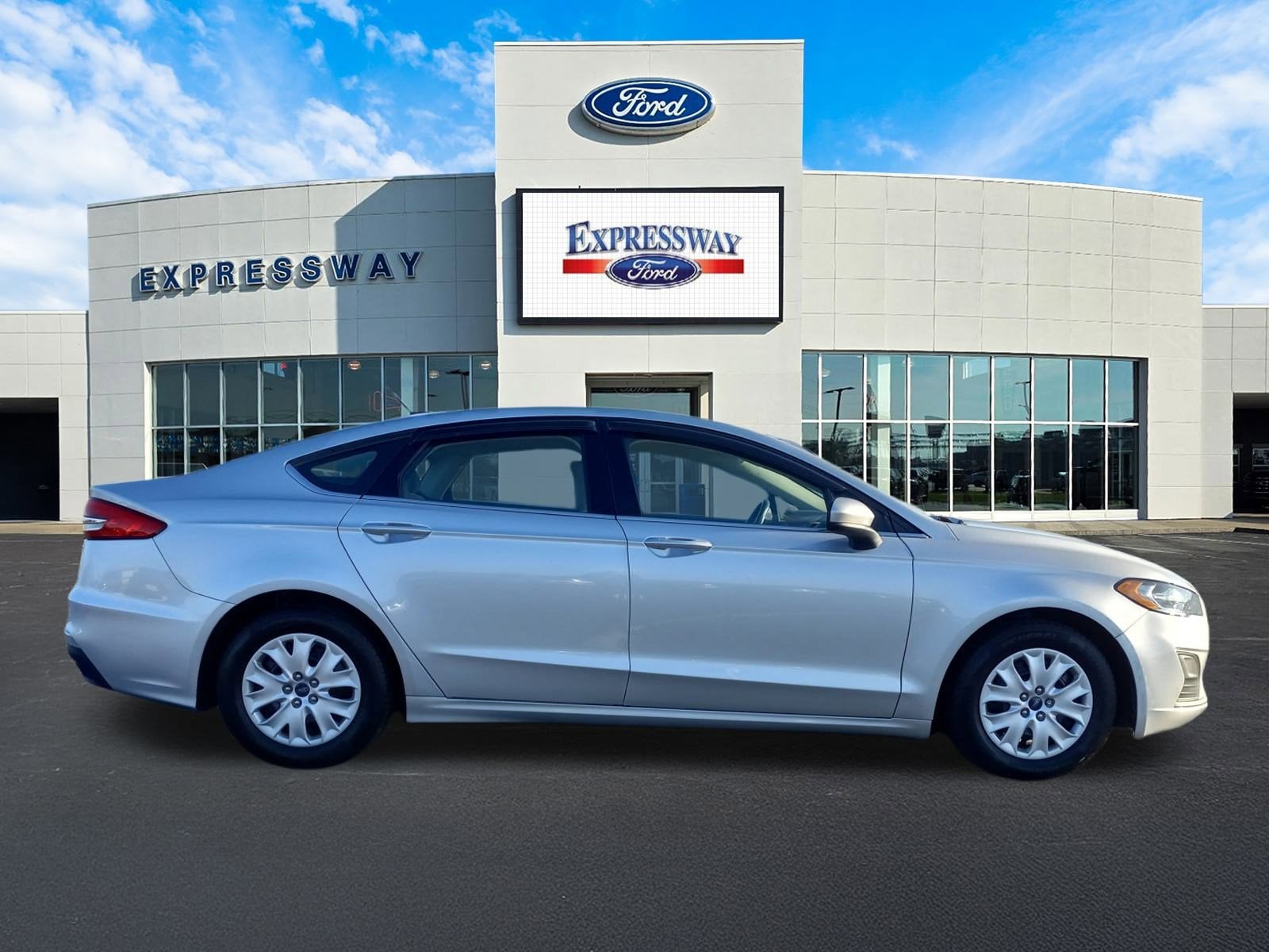2019 Ford Fusion S