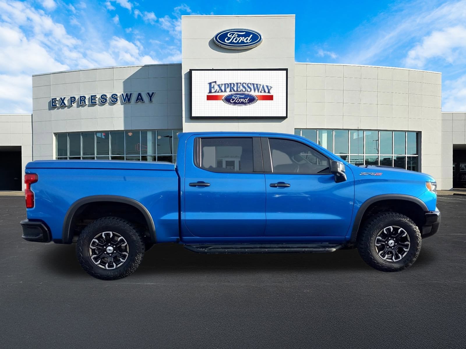 2023 Chevrolet Silverado 1500 ZR2