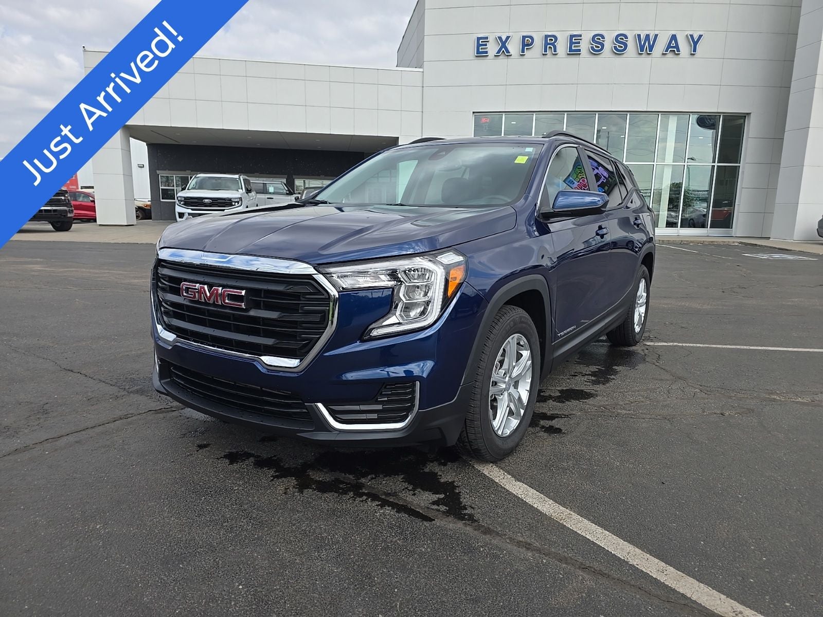 2022 GMC Terrain SLE