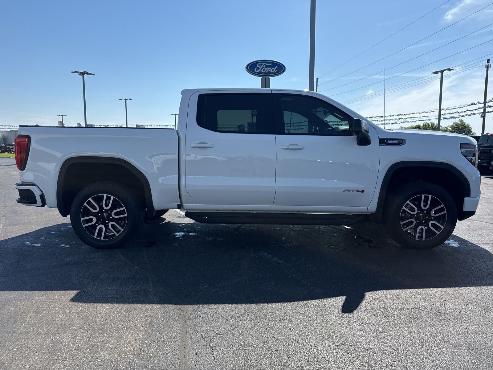 2025 GMC Sierra 1500 AT4