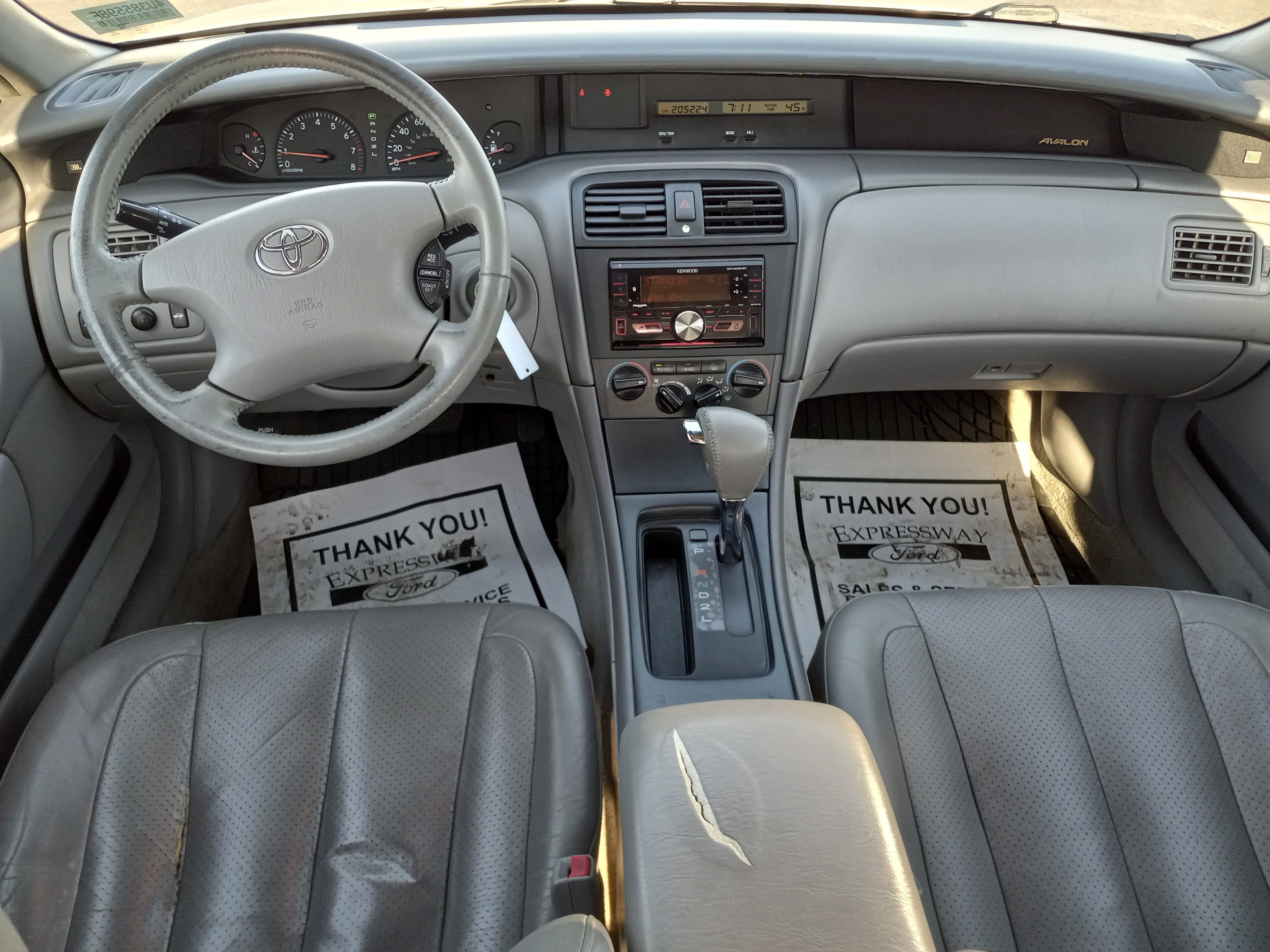2004 Toyota Avalon XLS