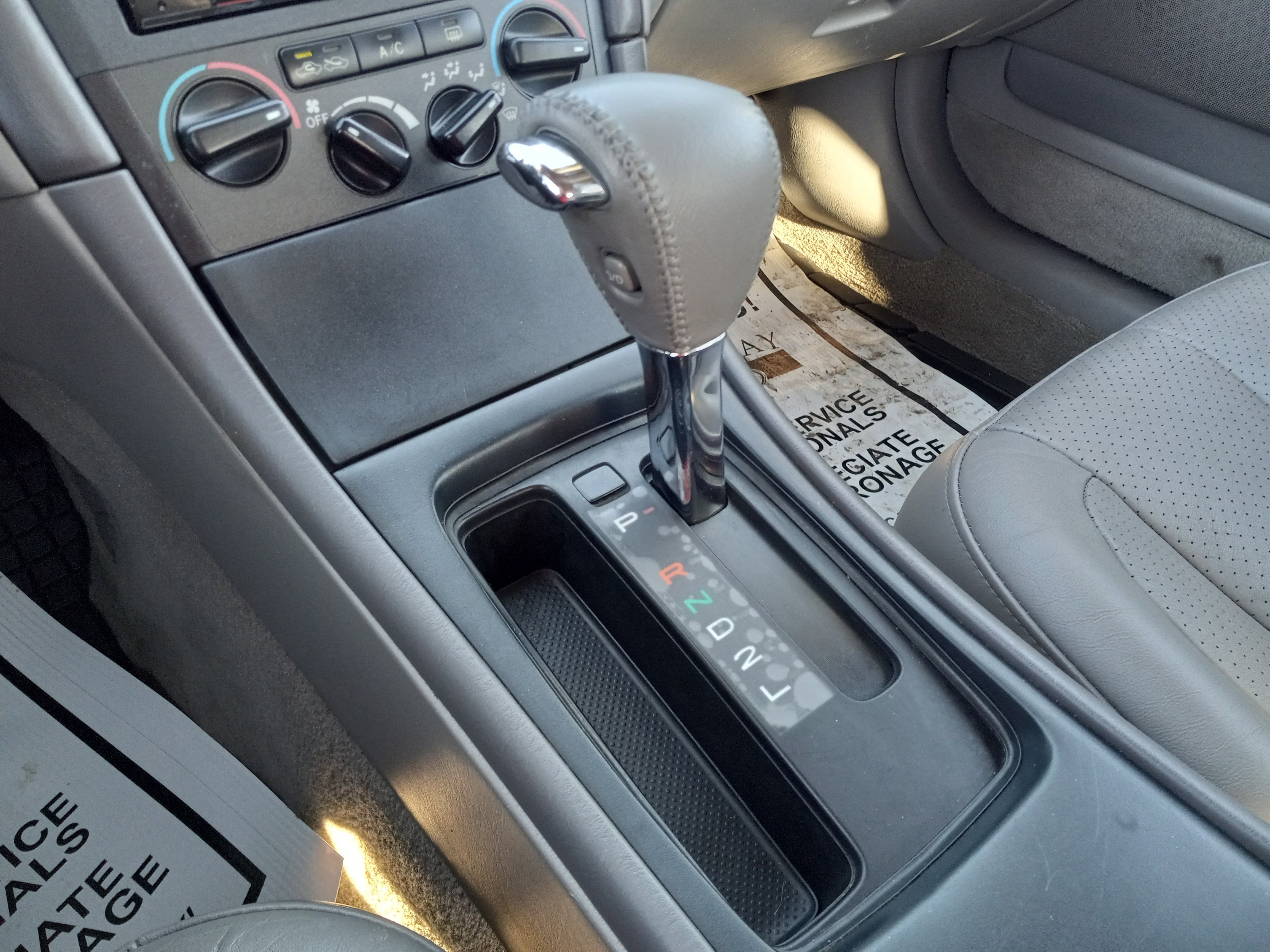 2004 Toyota Avalon XLS