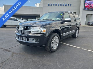 2012 Lincoln Navigator Base