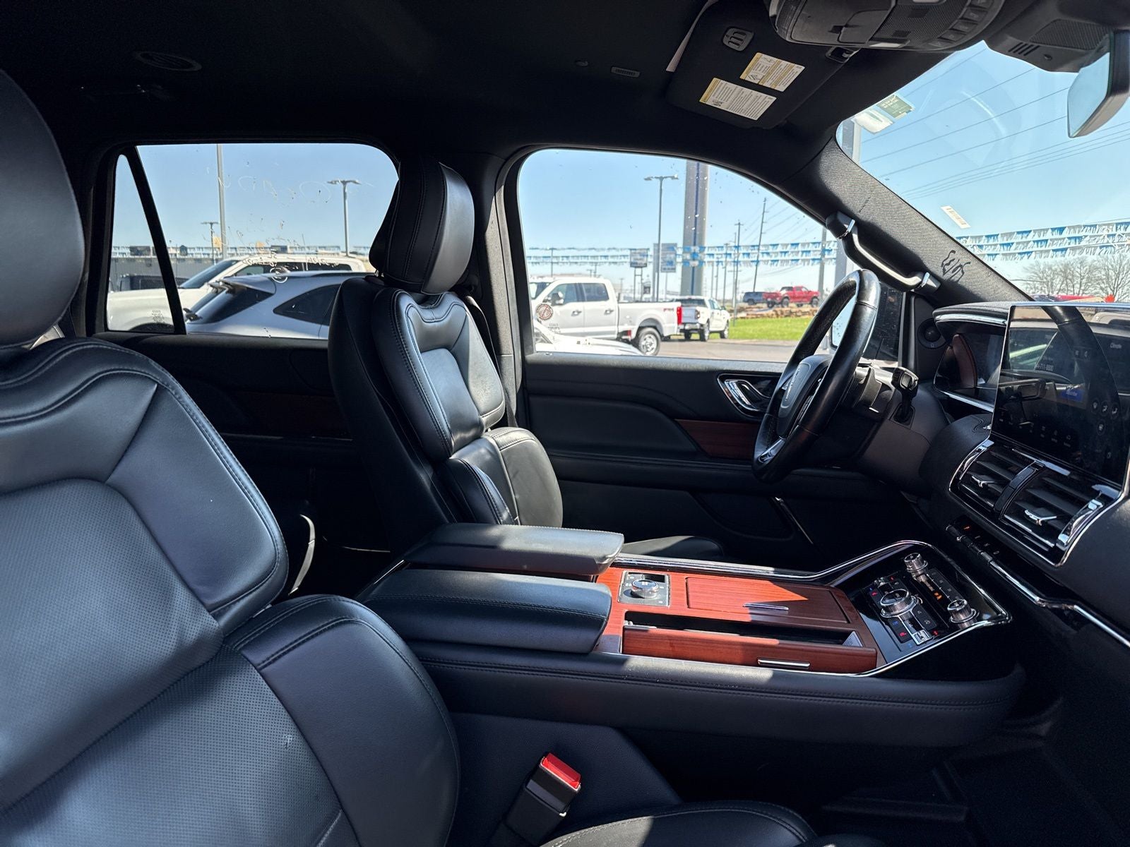 2023 Lincoln Navigator Standard