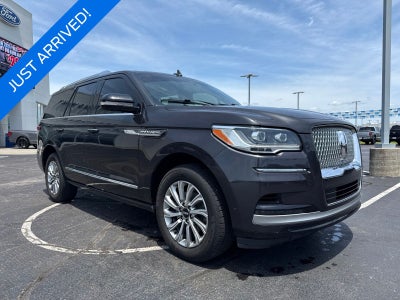 2023 Lincoln Navigator Standard