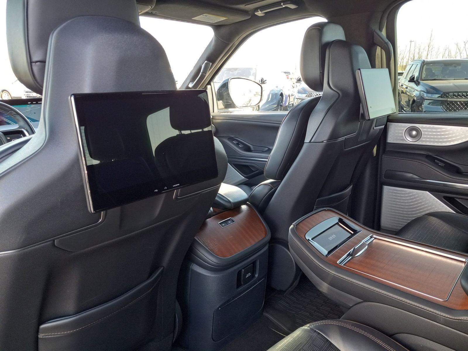 2025 Lincoln Navigator Black Label