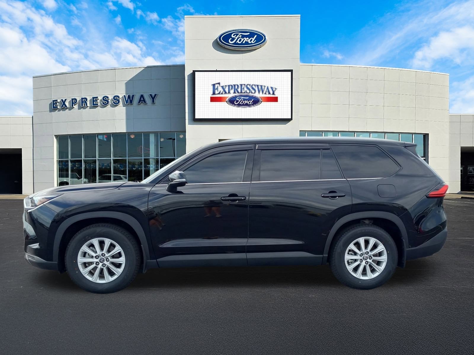 2024 Toyota Grand Highlander Base