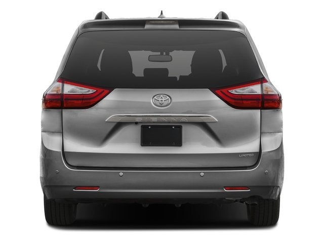 2017 Toyota Sienna XLE Premium 8 Passenger