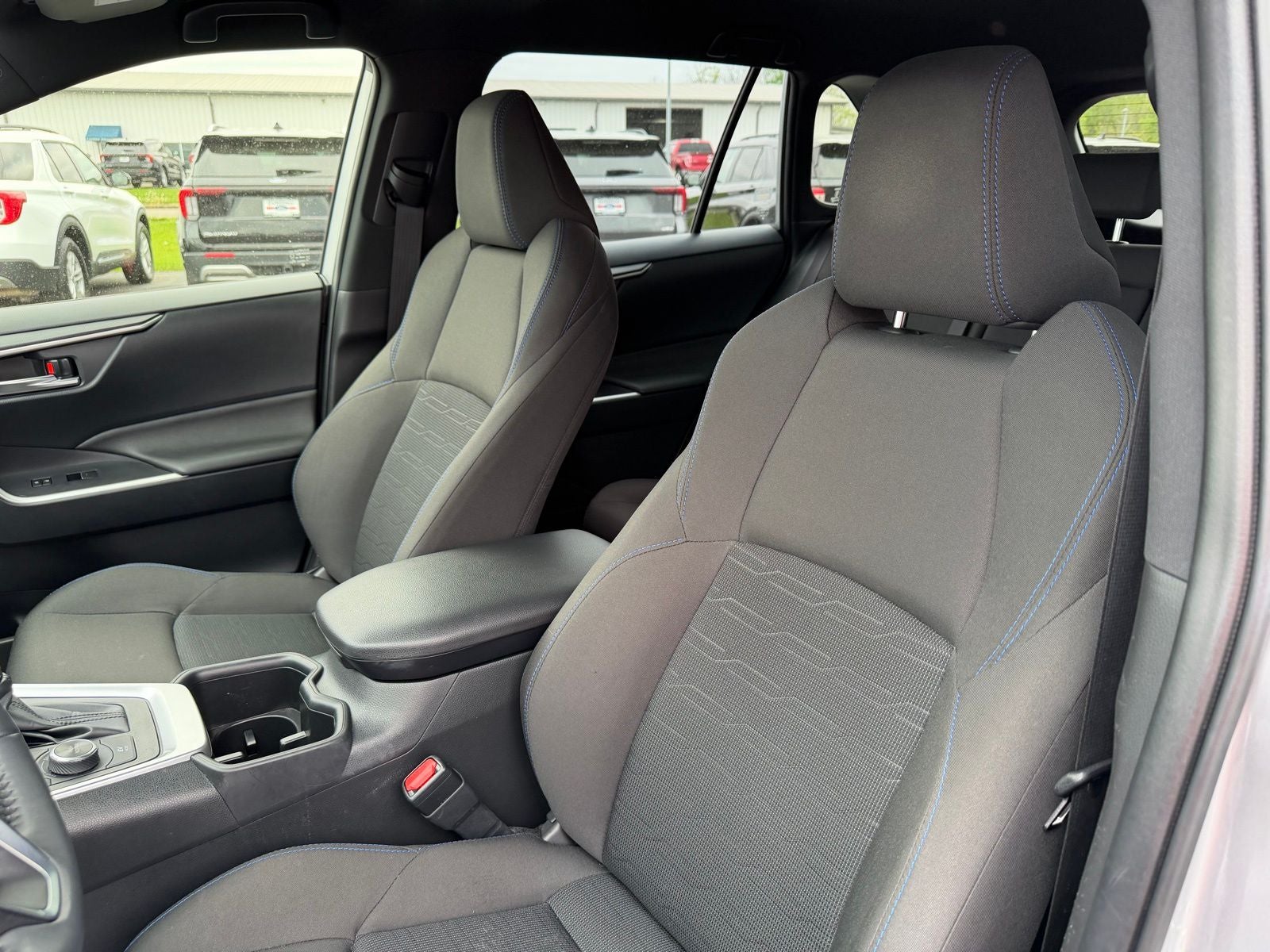 2024 Toyota RAV4 Hybrid SE