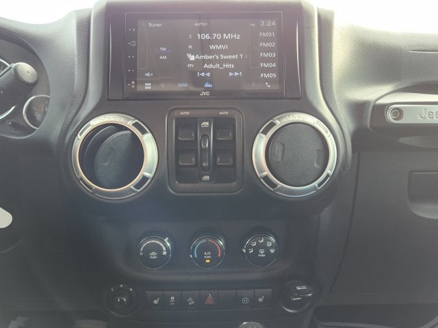 2012 Jeep Wrangler Sahara