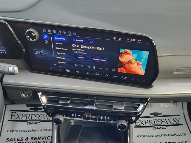 2025 Chevrolet Traverse FWD LT