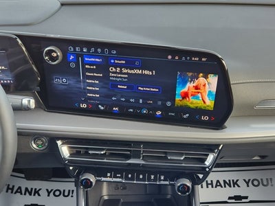 2025 Chevrolet Traverse AWD LT