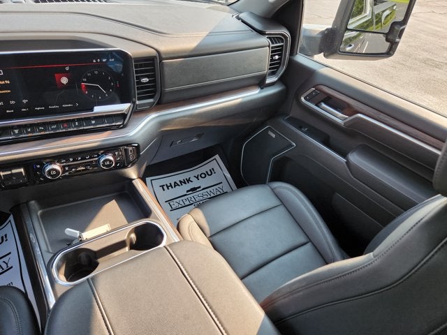 2025 GMC Sierra 2500HD SLT