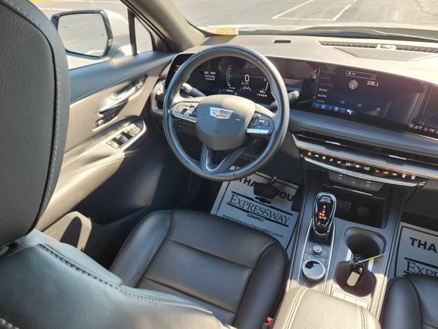 2025 Cadillac XT4 FWD Premium Luxury