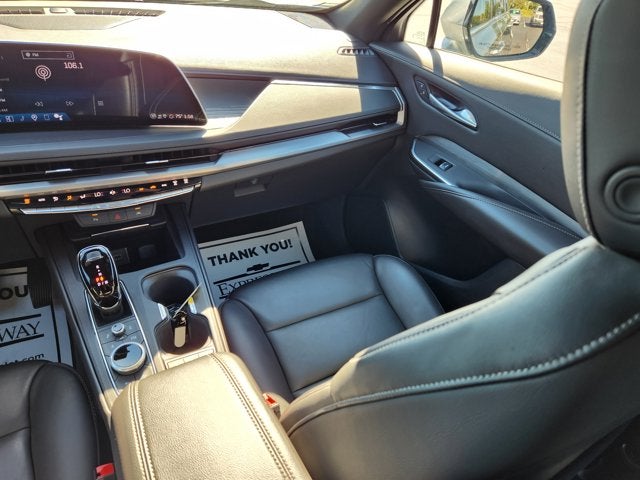 2025 Cadillac XT4 FWD Premium Luxury