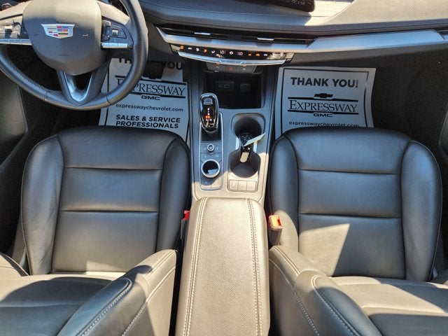 2025 Cadillac XT4 FWD Premium Luxury