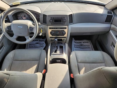 2005 Jeep Grand Cherokee Laredo