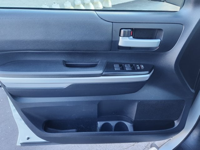 2014 Toyota Tundra 4WD Truck SR5