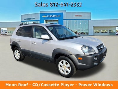 2005 Hyundai Tucson Base