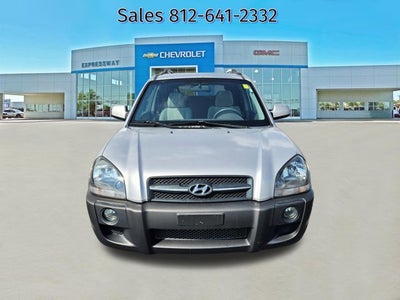 2005 Hyundai Tucson Base