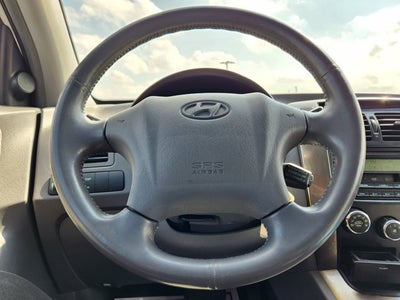 2005 Hyundai Tucson Base