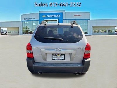 2005 Hyundai Tucson Base