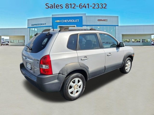 2005 Hyundai Tucson Base